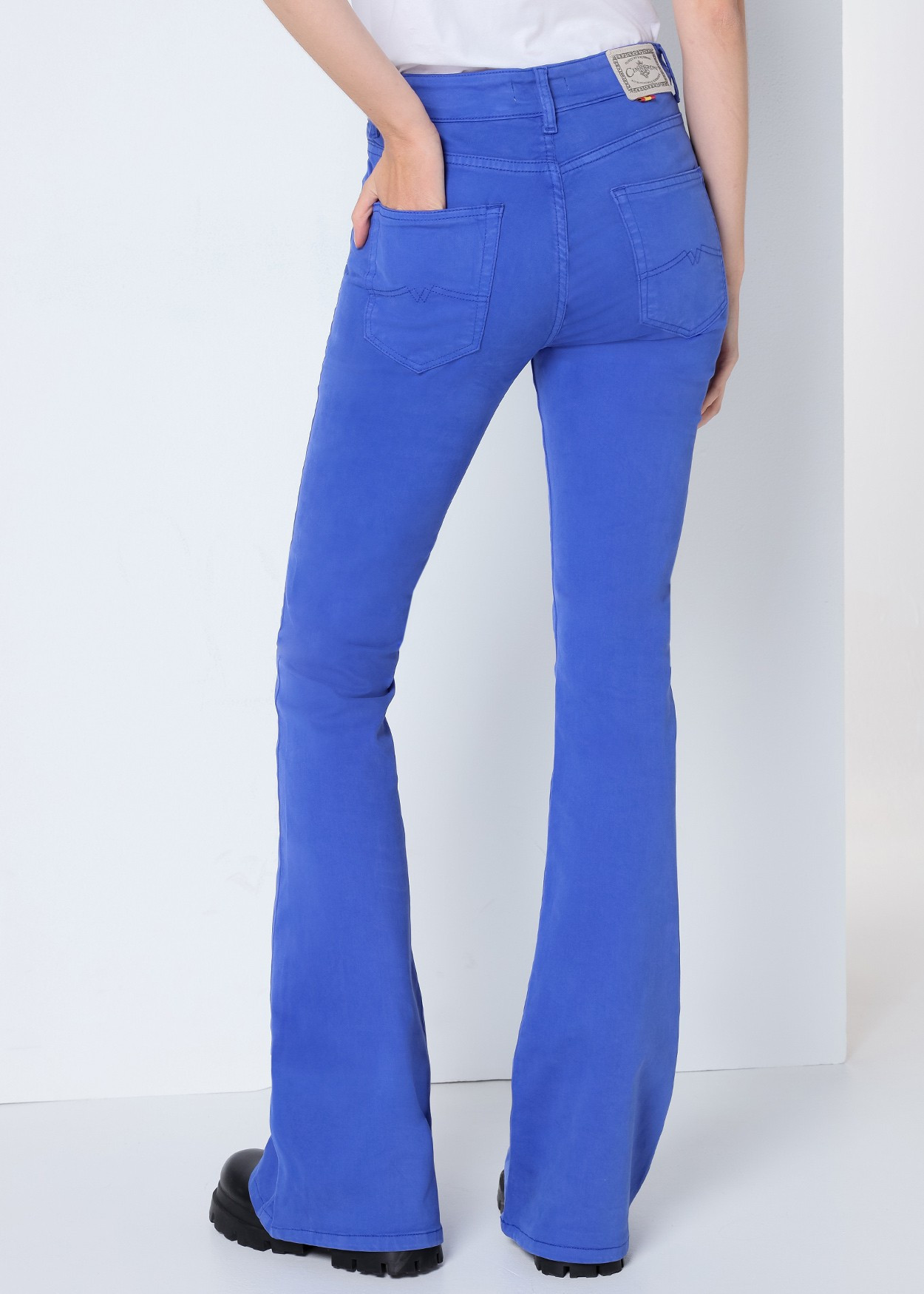 Pantalon Coupe Évasé | Carla Helen Cimarron