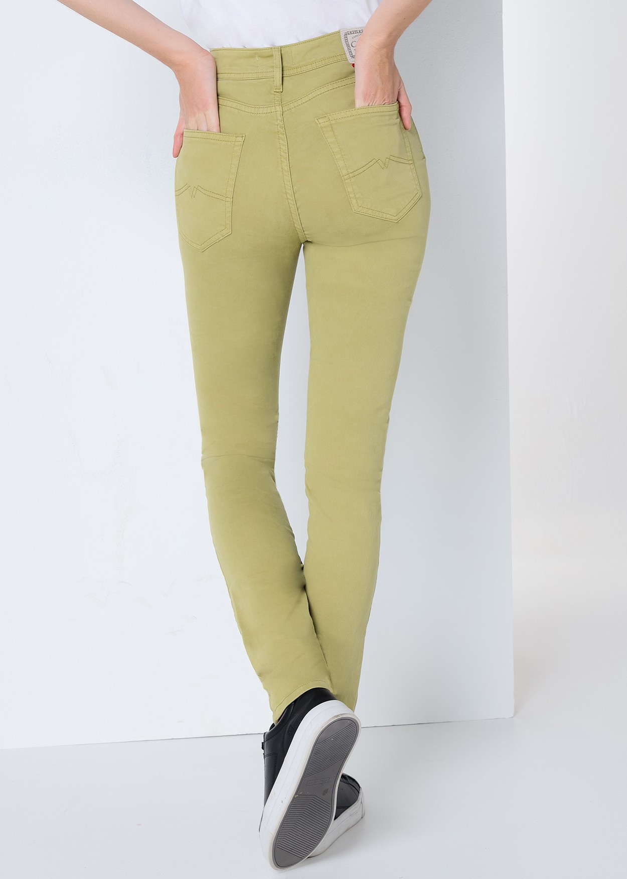 NOUFLORE HELOISE - Pantalon Couleur | Slim Fit- Taille Moyenne  | Taille en pouces Cimarron