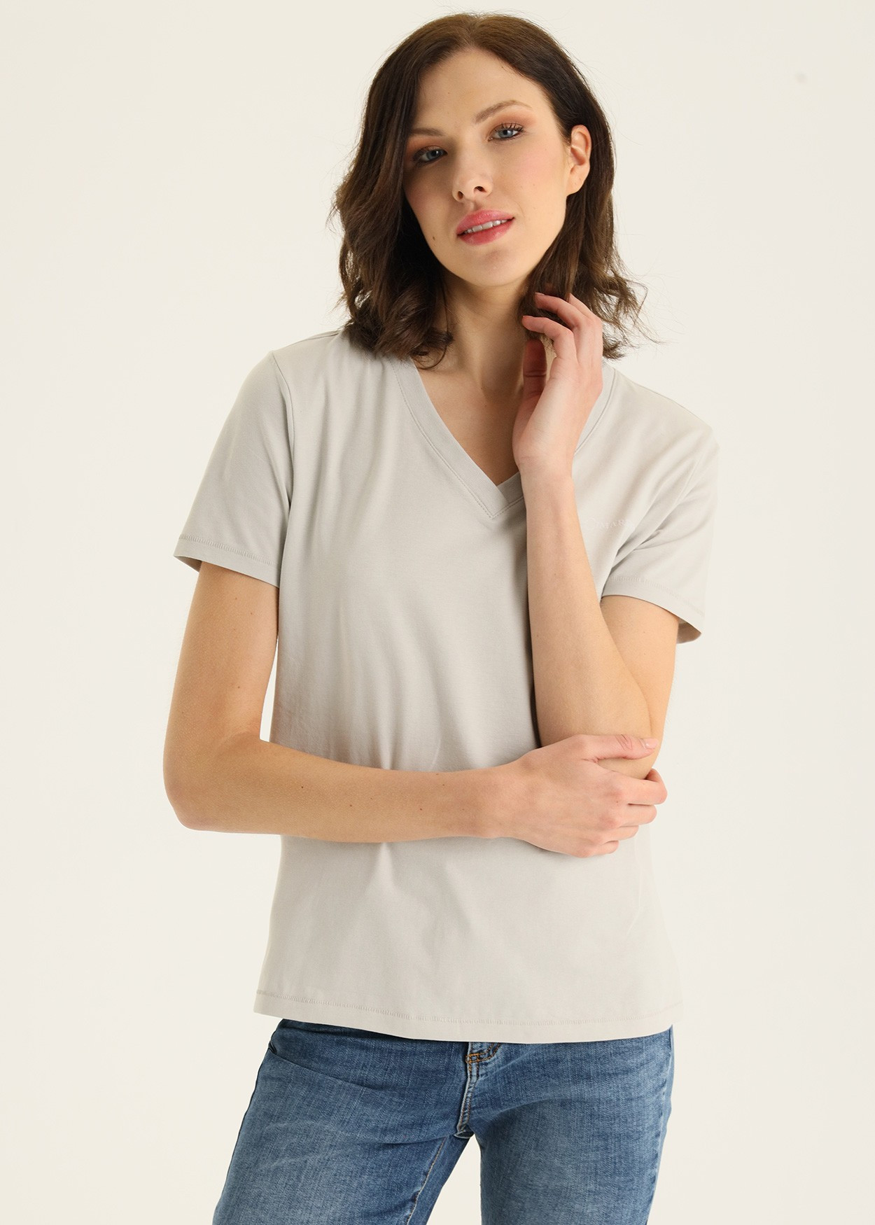 KLOE-BASTIEN T-shirt basique en coton bio manches courtes col V manches courtes Cimarron