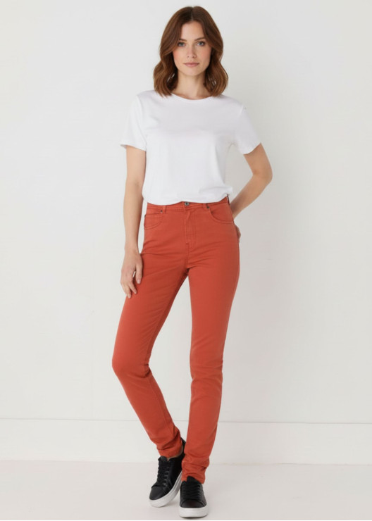Pantalon slim en satin...