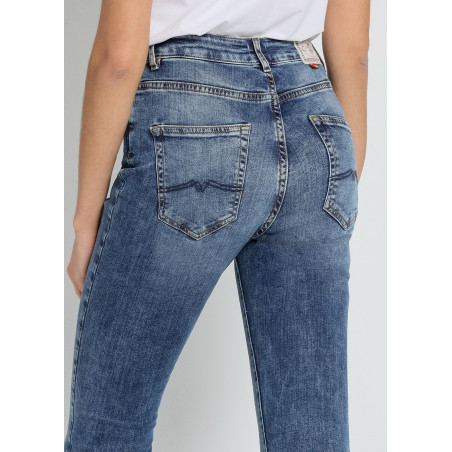JEAN CARLA-VADE HAUTE BOX | Taille en pouces
