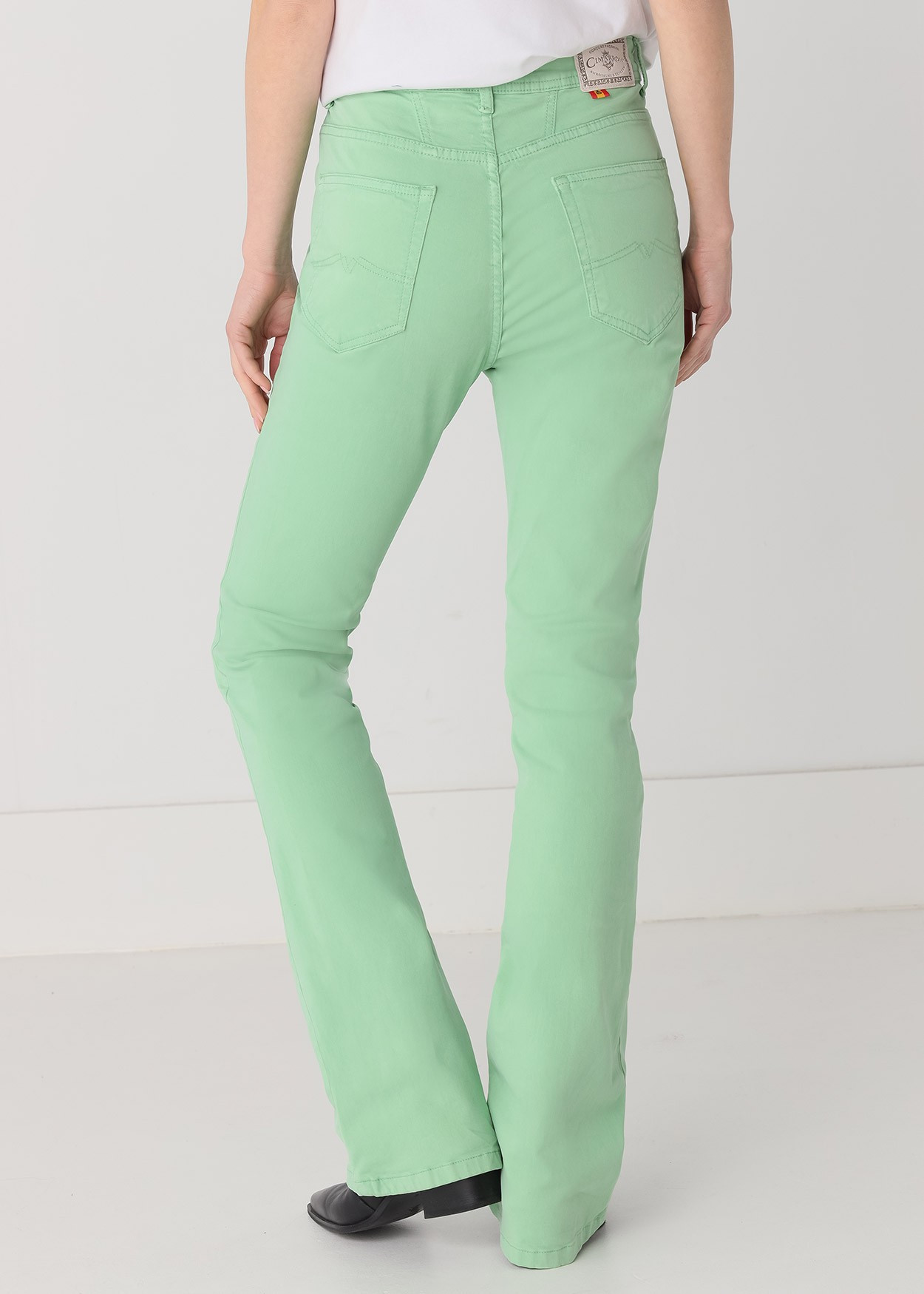 Pantalon de couleur Gracia-Nectar | Taille haute - Boot Cut | Taille en pouces Cimarron