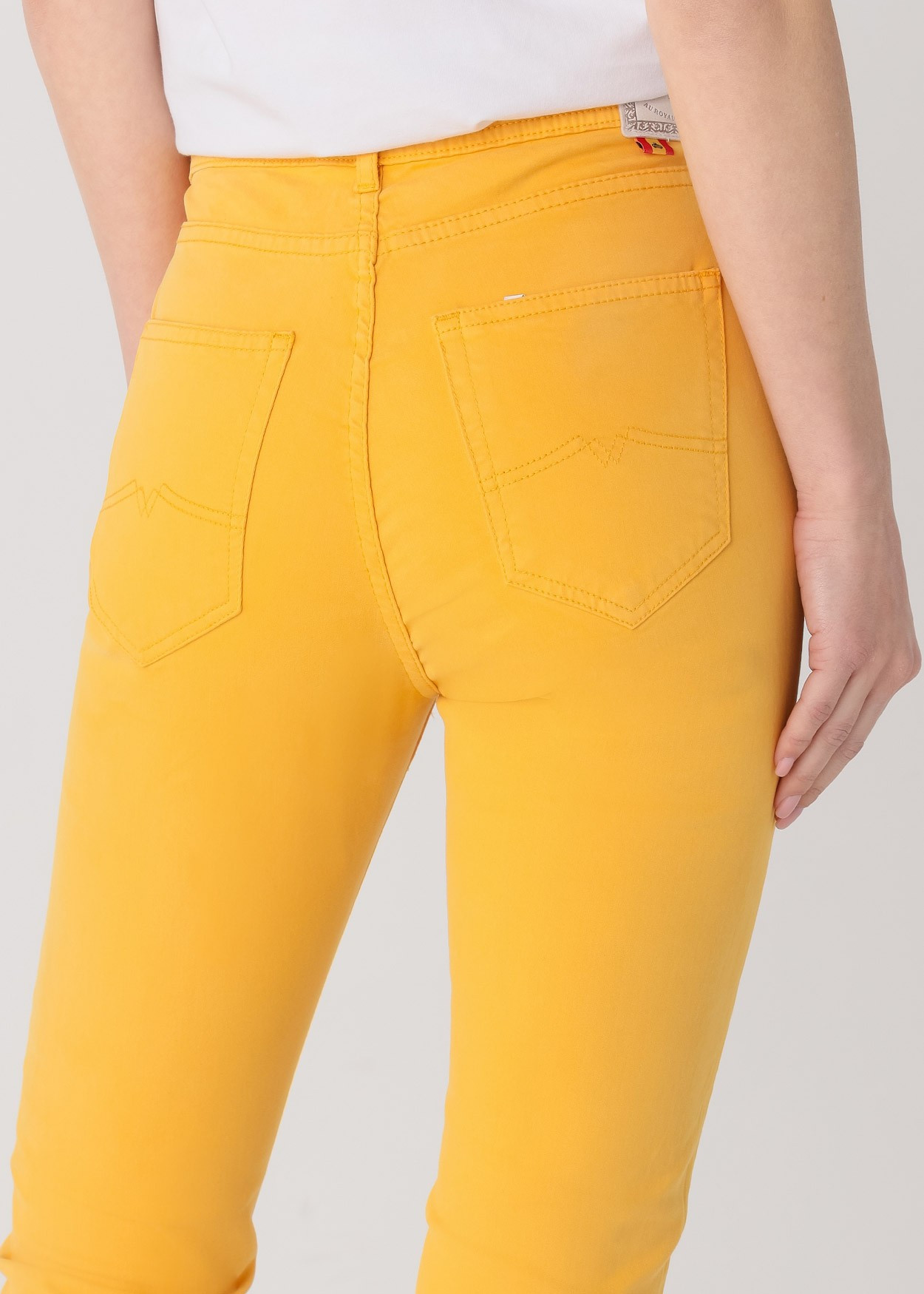 Couleur Nouflore-Satin Pêche Pantalon | Taille naturelle - Slim | Taille en pouces Cimarron