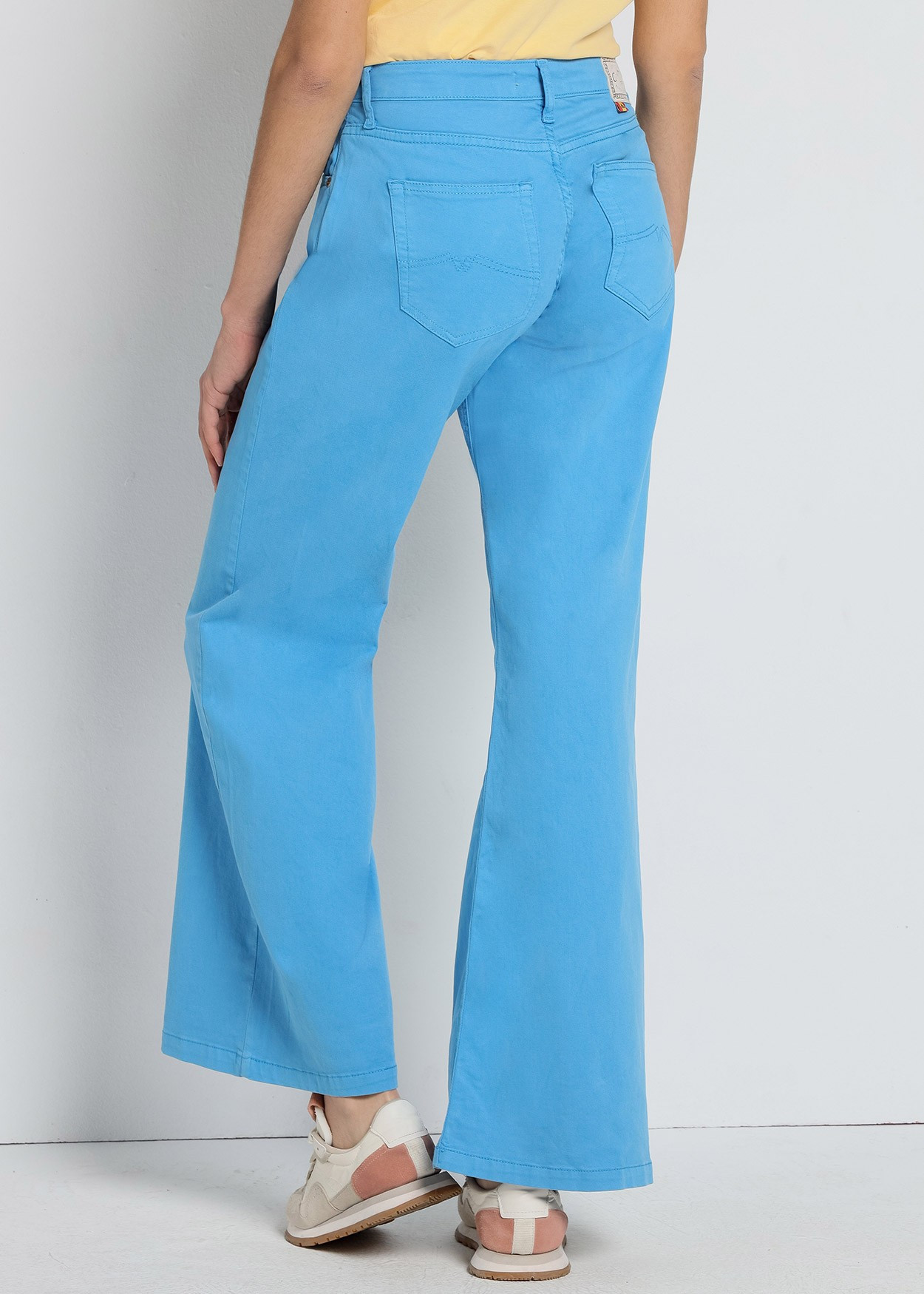 Jean Extra Flare | Celia-Nectar Cimarron