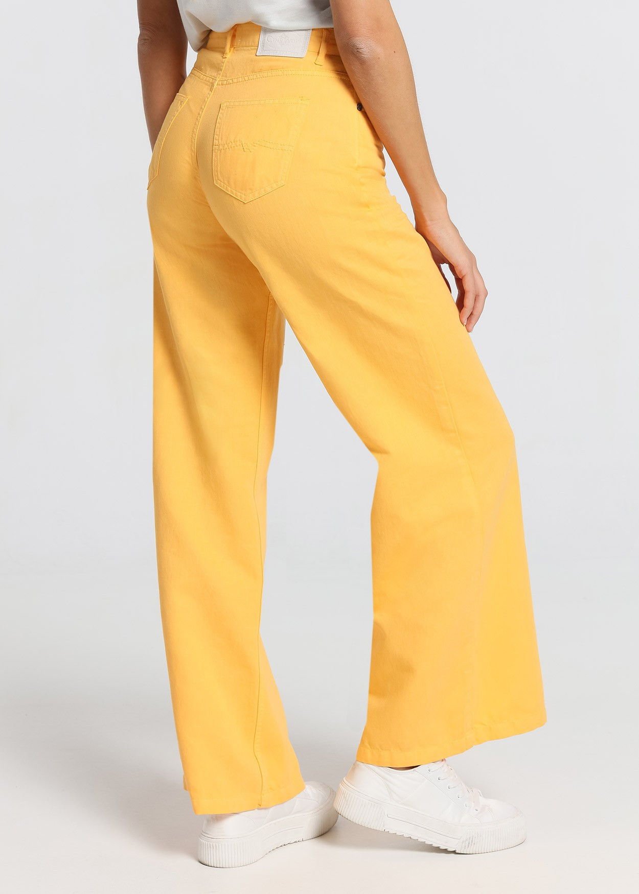 Pantalon de couleur Martina-Zoelie | Taille naturelle - Coupe large-court | Taille en pouces Cimarron