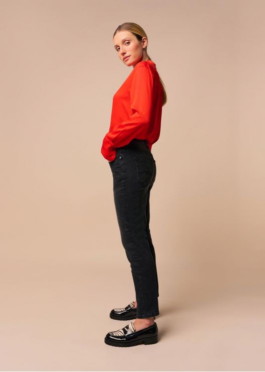 CAROLE HUGO - Jeans black denim Taille Moyenne | Mom Fit - Entrejambe Haute | Taille en pouces