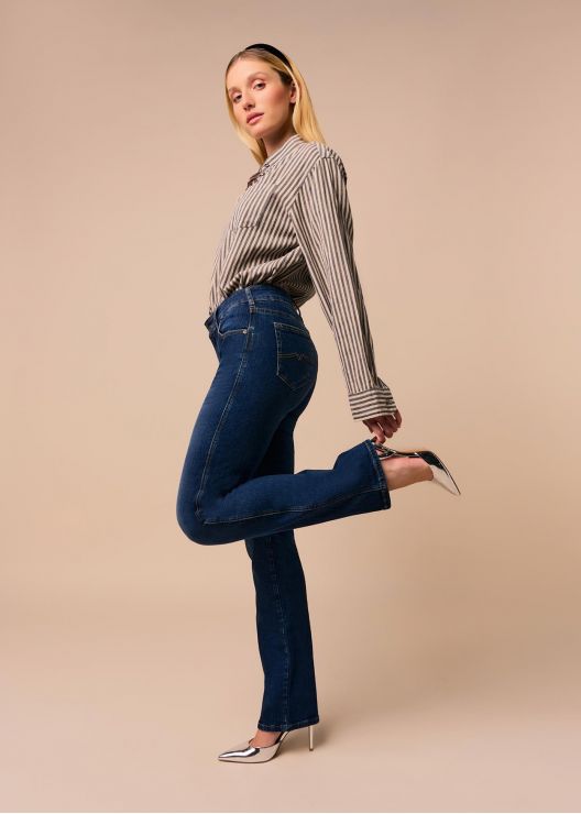 CLAUDIA KYRA - Jeans Taille Basse| Coupe Droite| Taille en pouces